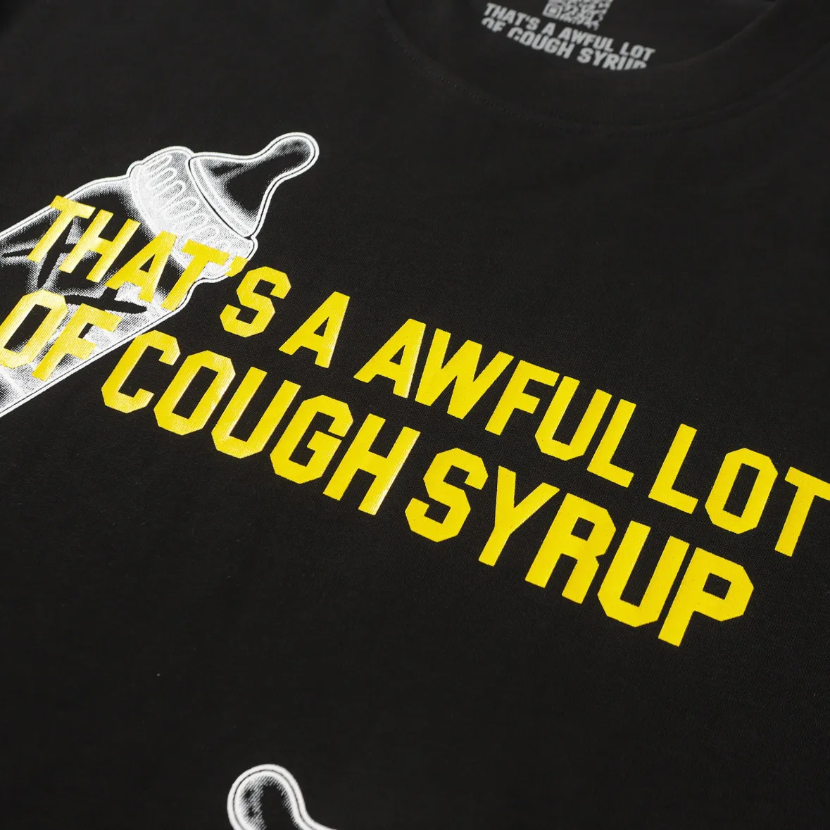 #Black/ | THAT'S A AWFUL LOT OF COUGH SYRUP In Stock Real shot American simple fashion brand loose casual T-shirt Fabric (fabric): 32 counts Weight combed double yarn pure cotton Sizes (size): S-M L X L Color (colour): Black/Chinese red